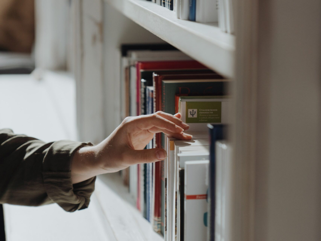 pexels-cottonbro-studio-4855351